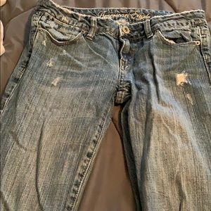 American Eagle size 4 long jeans. Light wash.